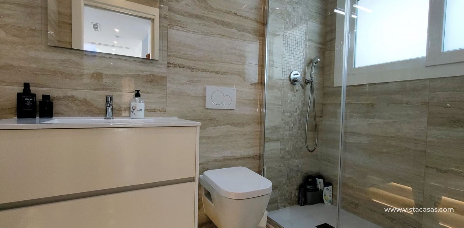 Resale - Villa - Torrevieja - La Mata