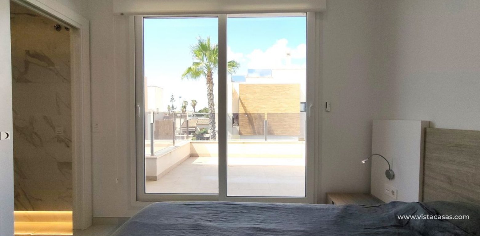 Resale - Villa - Torrevieja - La Mata