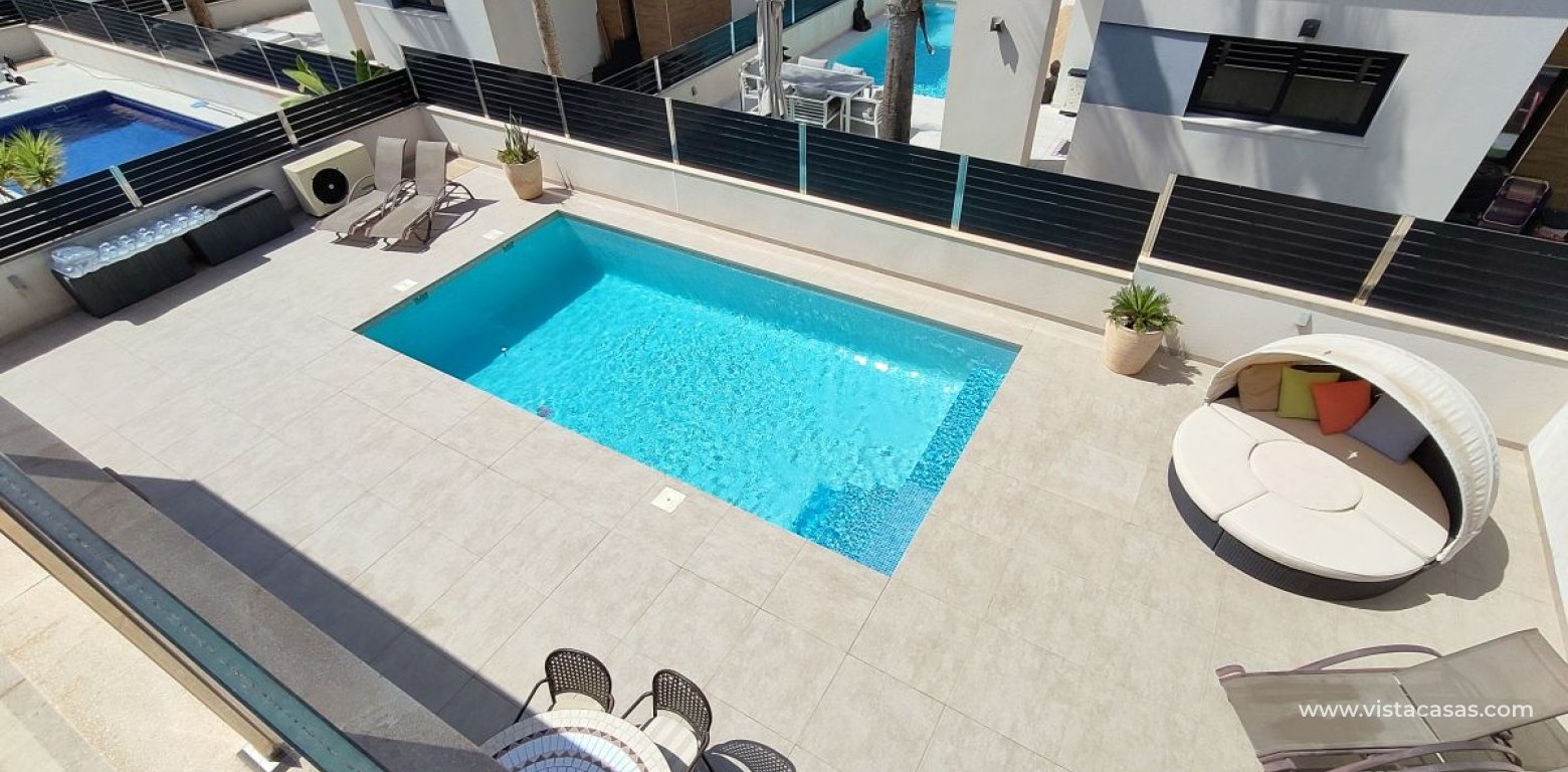 Resale - Villa - Torrevieja - La Mata