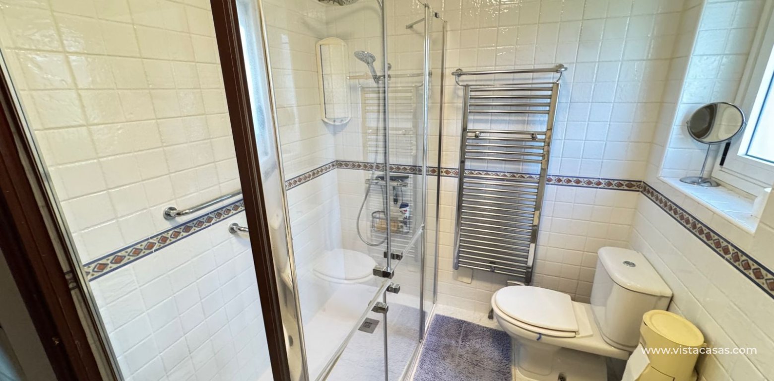 Resale - Villa - Cabo Roig