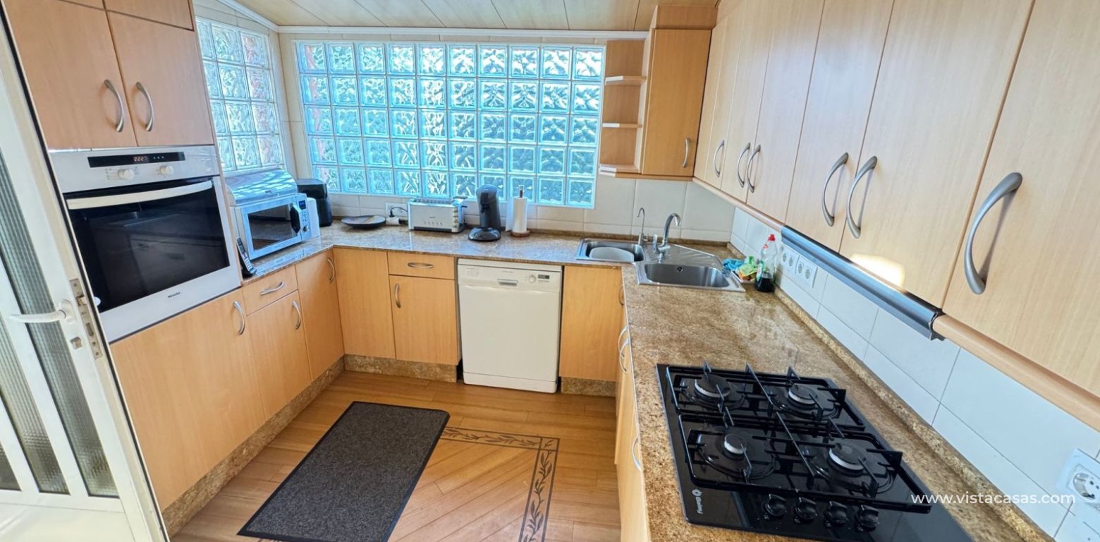 Resale - Villa - Cabo Roig