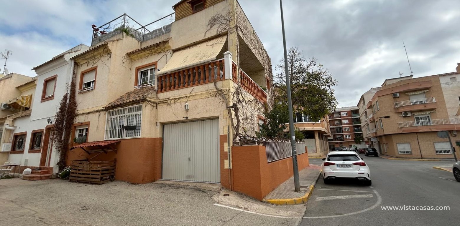 Venta - Chalet - Los Montesinos