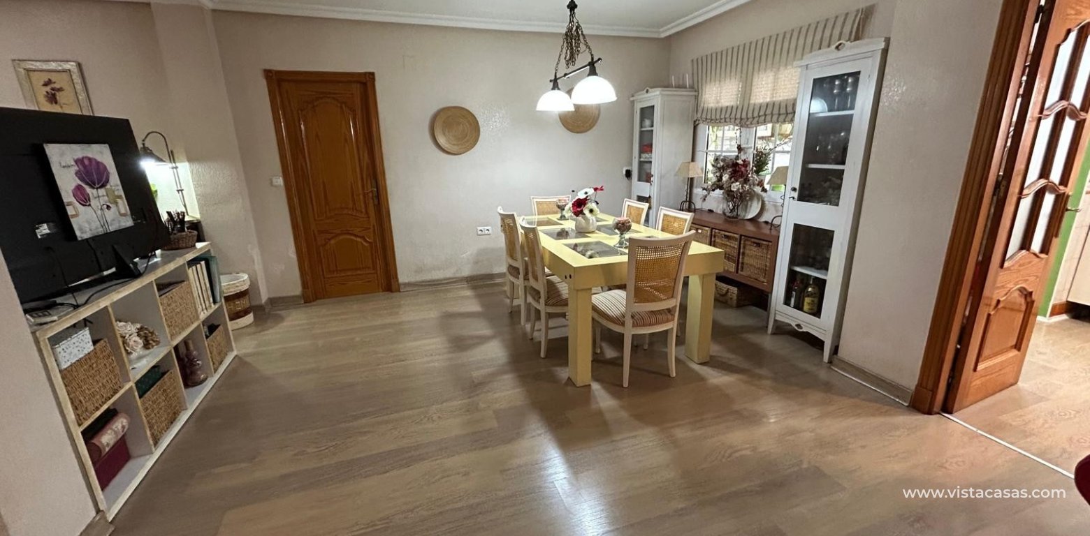 Venta - Chalet - Los Montesinos