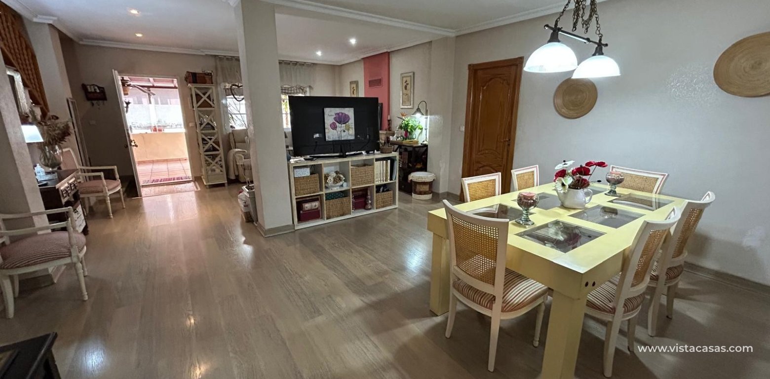 Venta - Chalet - Los Montesinos