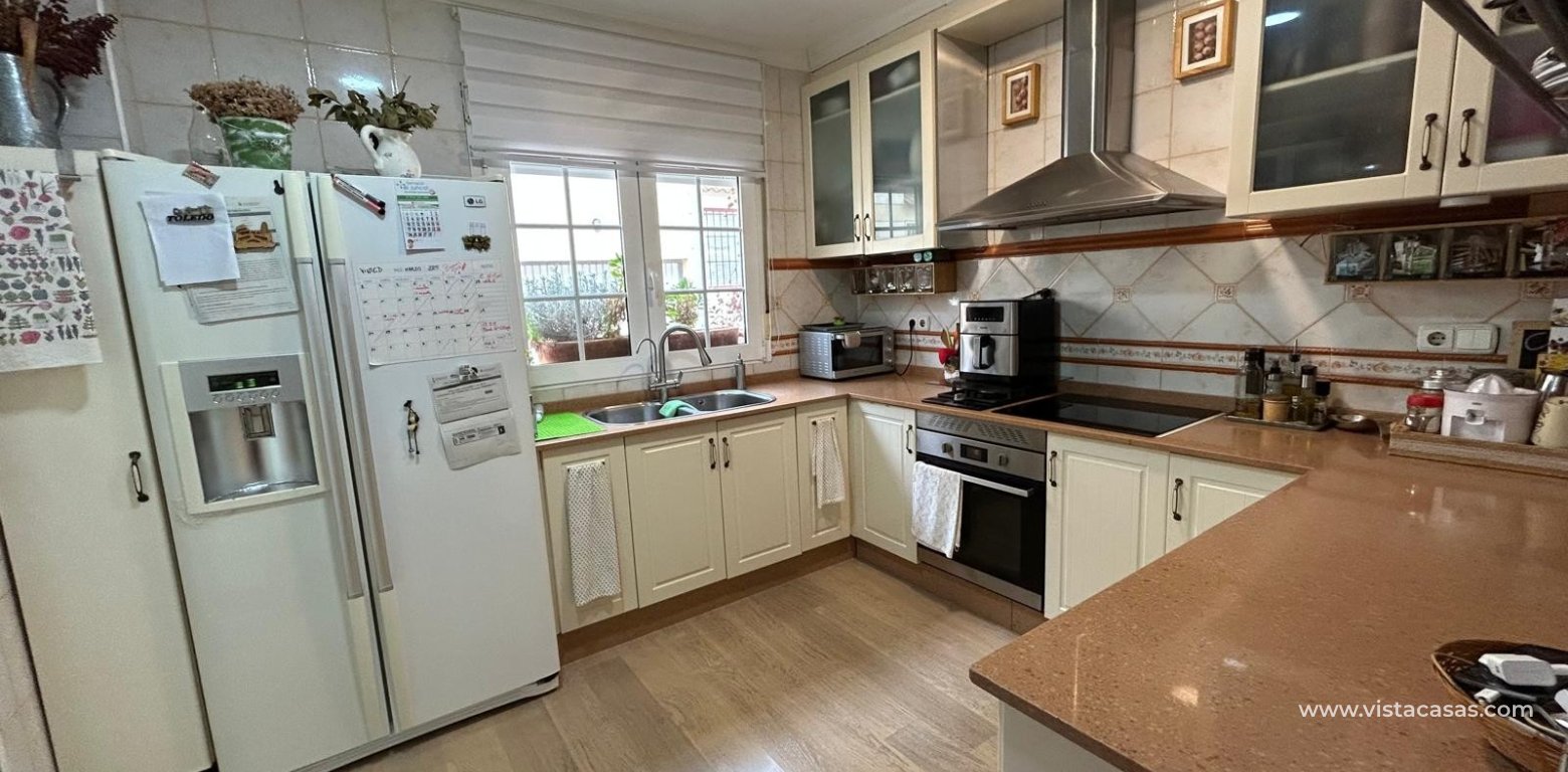 Venta - Chalet - Los Montesinos