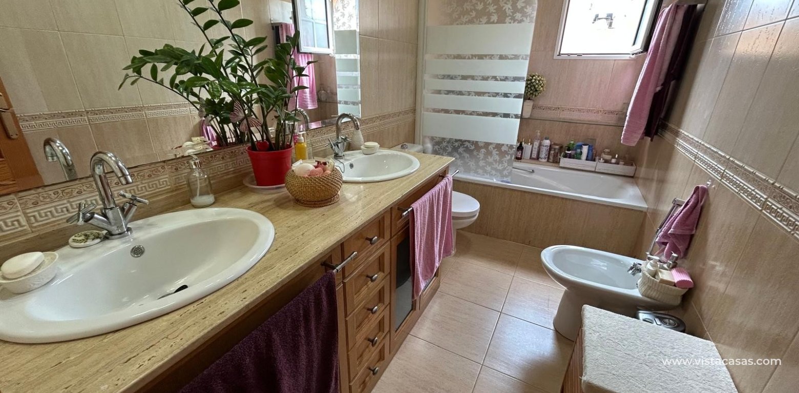 Venta - Chalet - Los Montesinos