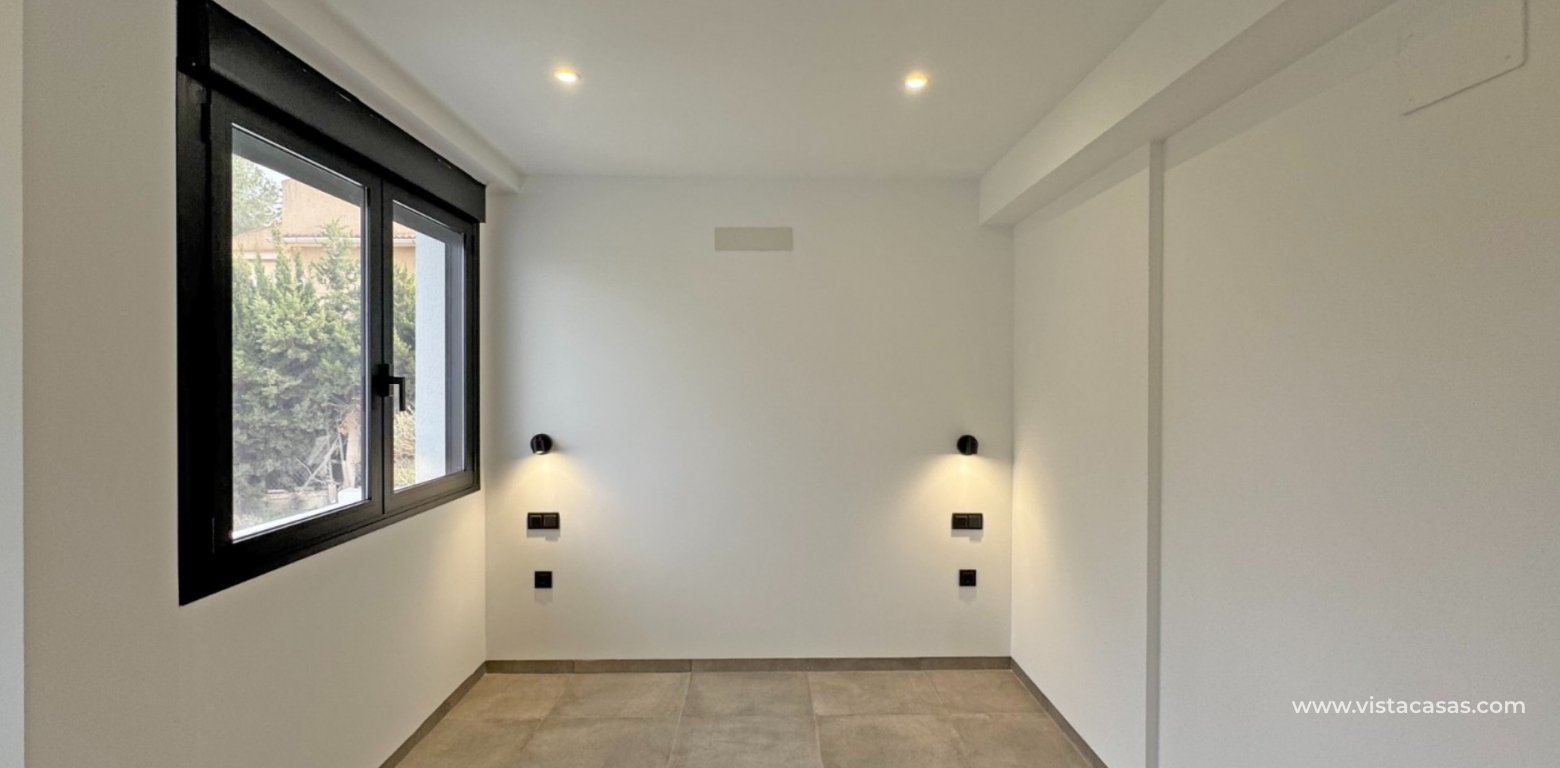 Sale - Villa - Los Balcones