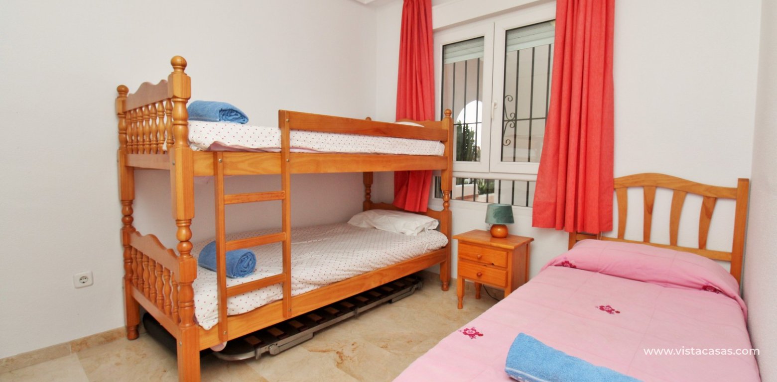 Ground floor apartment for sale Villamartin Plaza twin bedroom