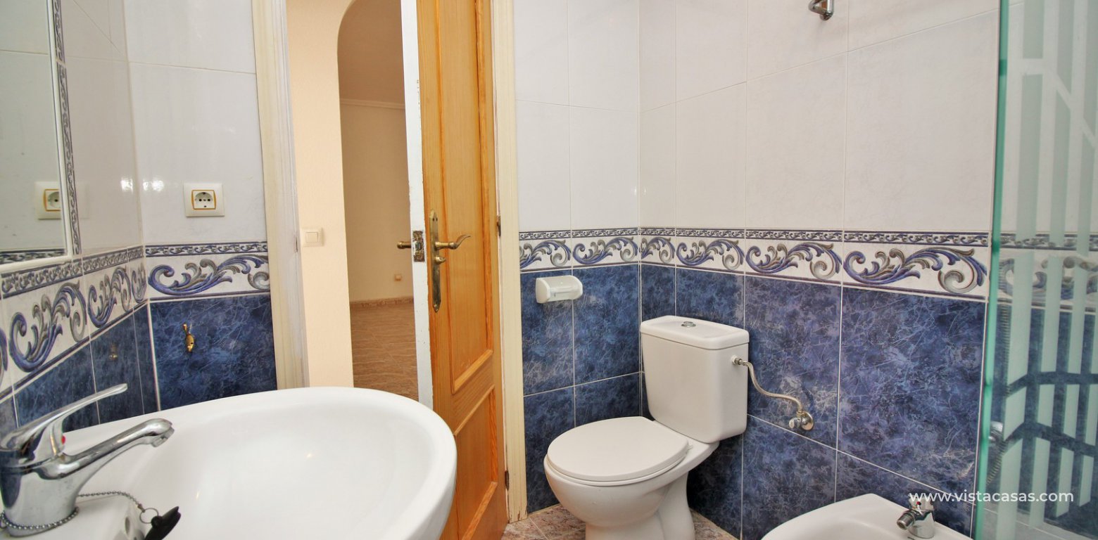 Apartment for sale in Villamartin family bathroom