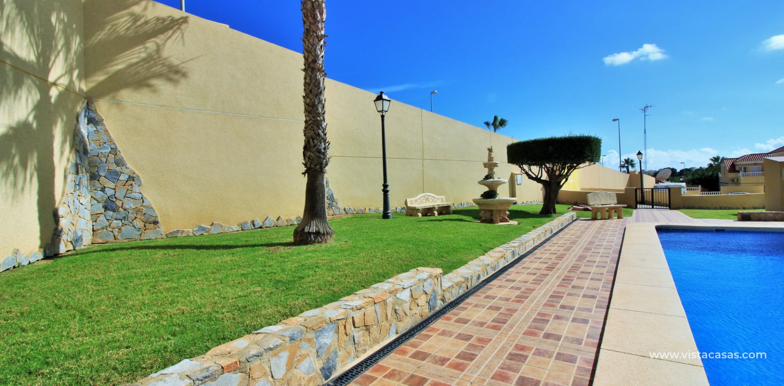 Apartment for sale in Villamartin communal gardens