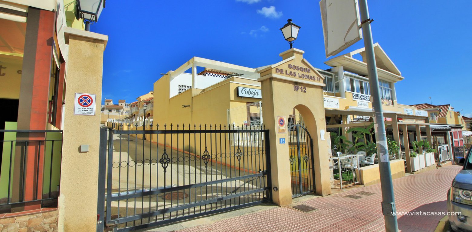 Apartment for sale in Villamartin gated community