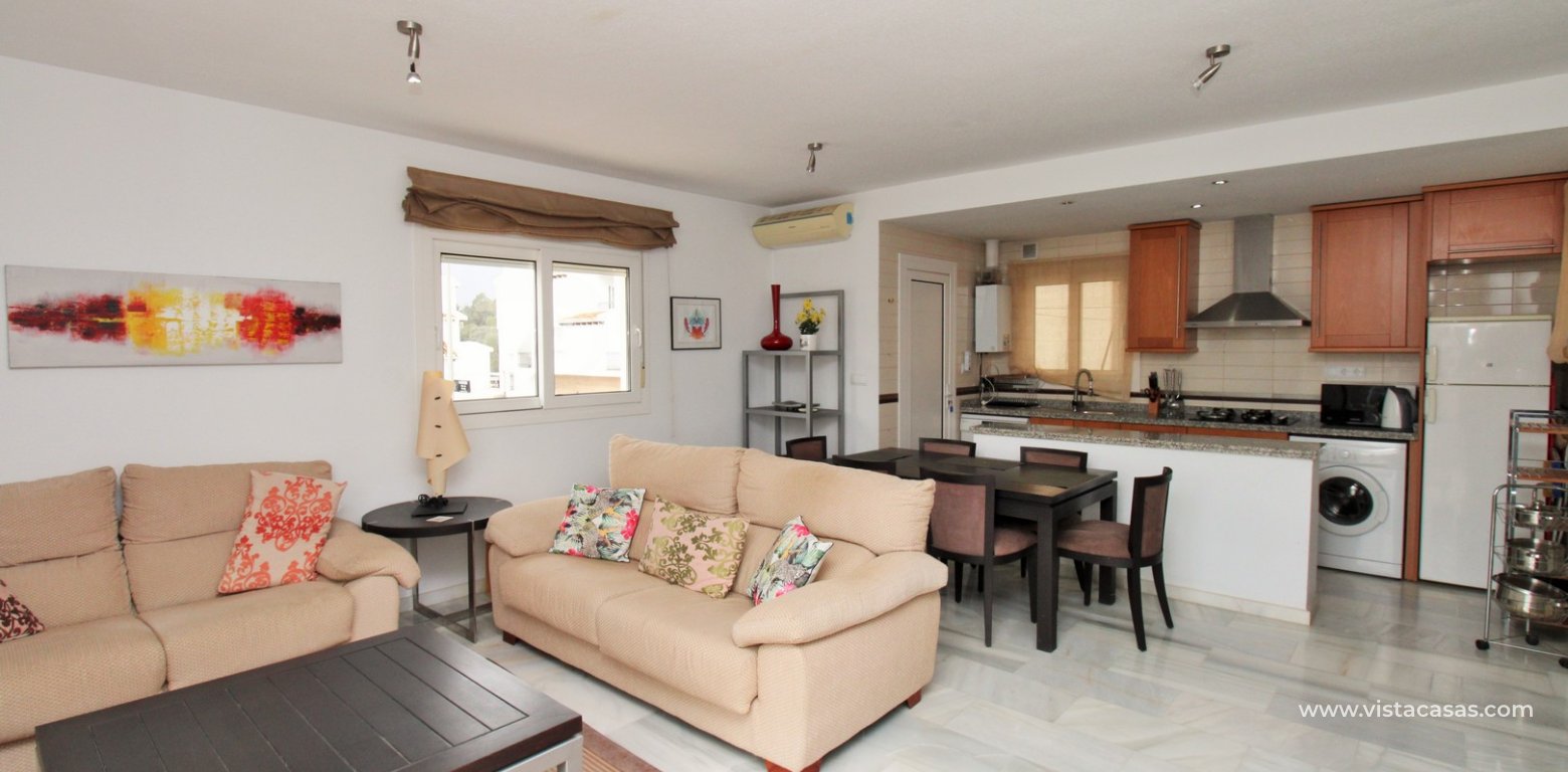 Apartment near the Villamartin Plaza for sale lounge 4