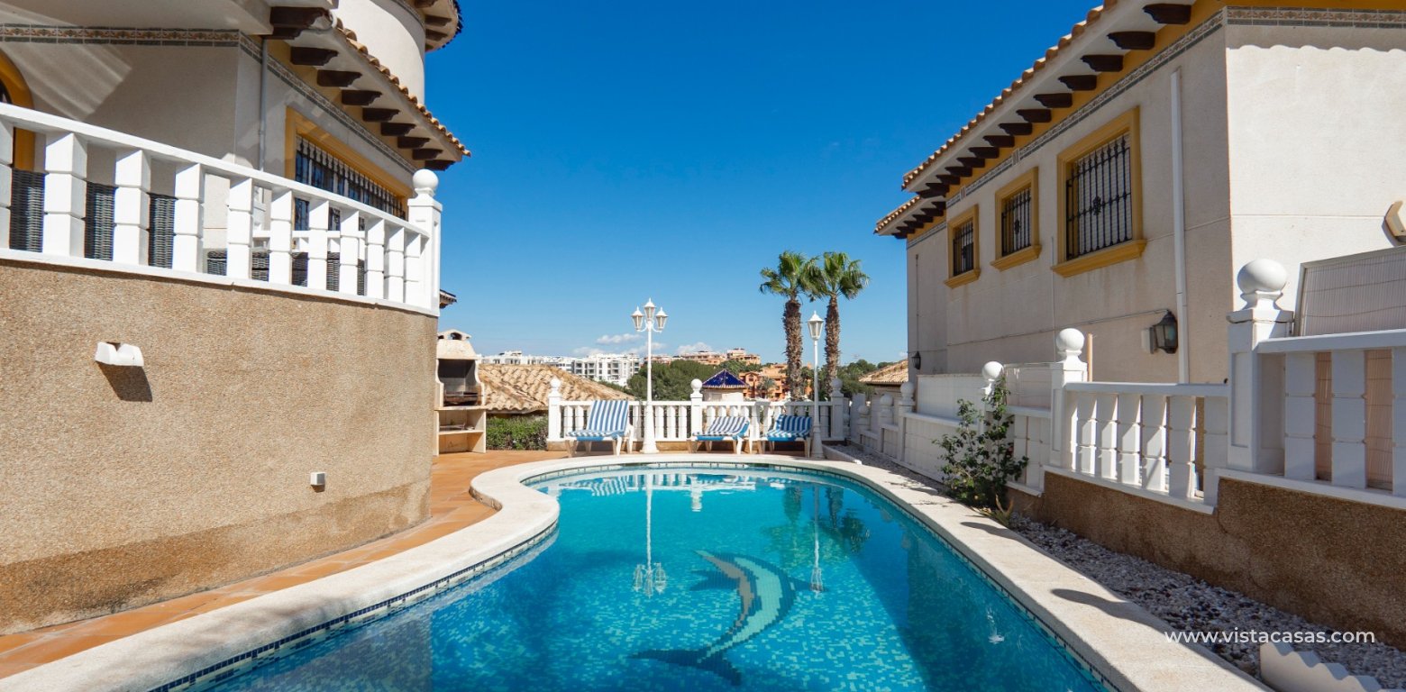 Resale - Villa - Villamartin