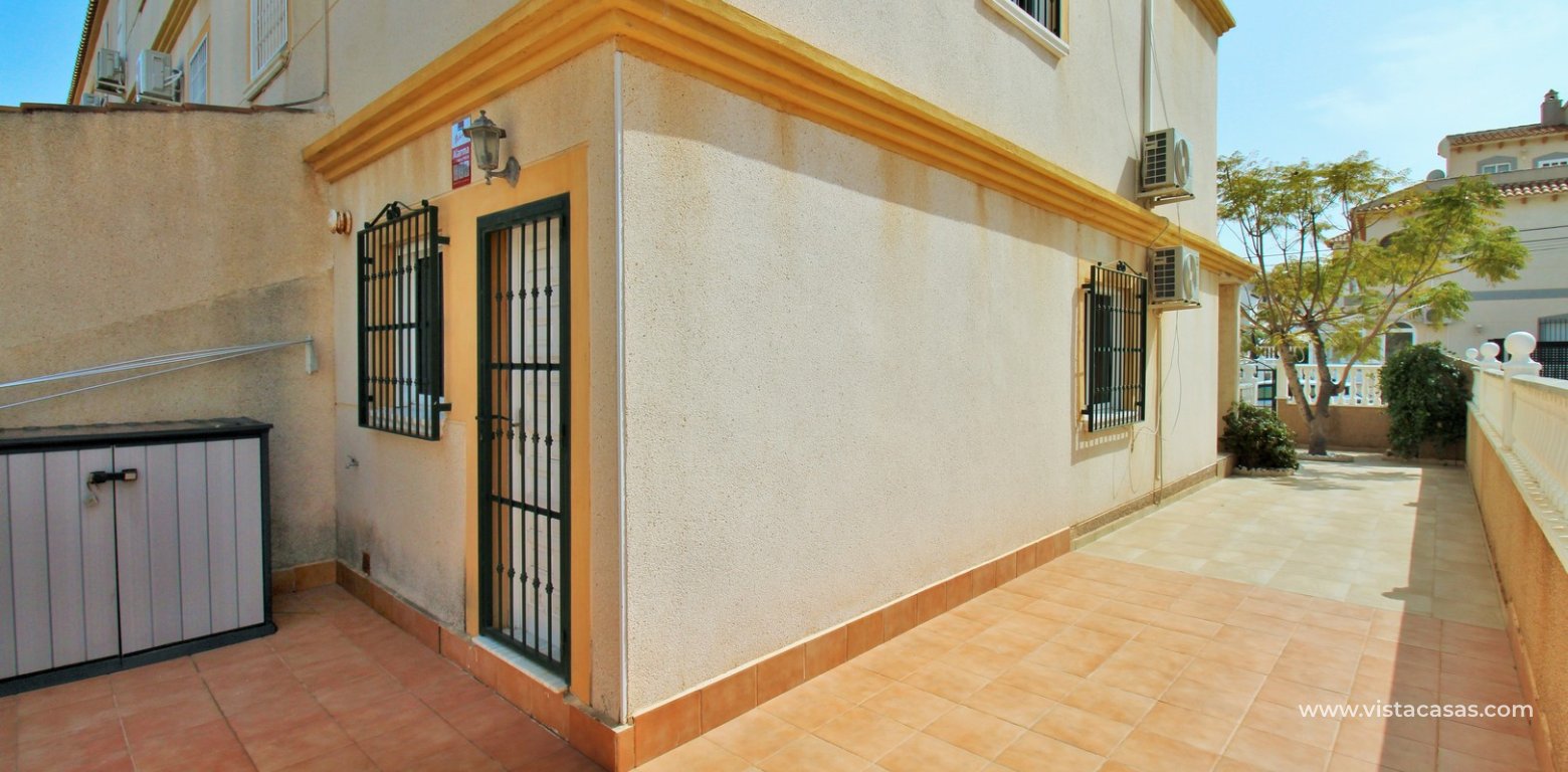 Townhouse for sale St James Hills Villamartin L shape garden