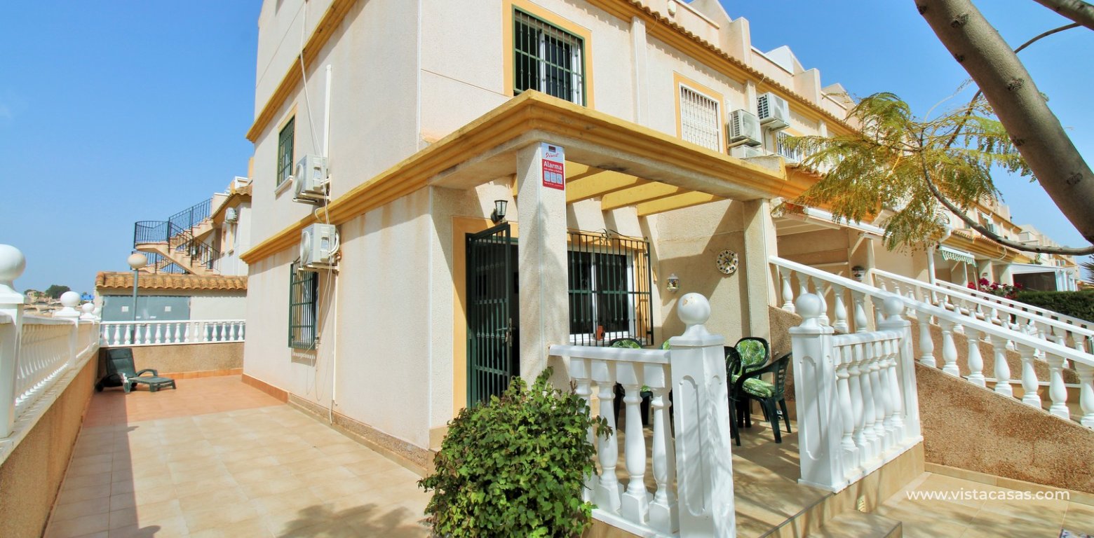 Townhouse for sale St James Hills Villamartin exterior