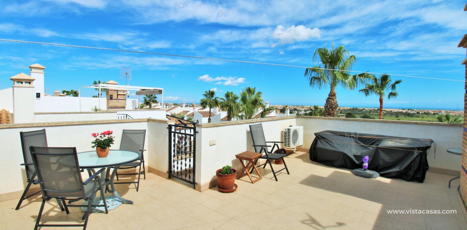 Top floor apartment for sale R3 Las Violetas Villamartin solarium