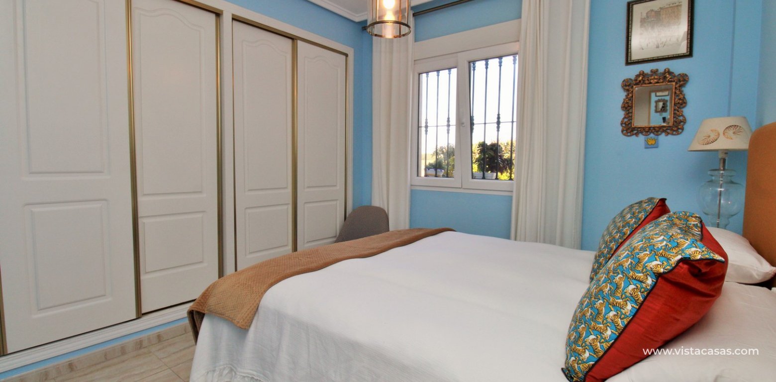 Apartment for sale Brisas y Golf 3 Los Dolses master bedroom fitted wardrobes