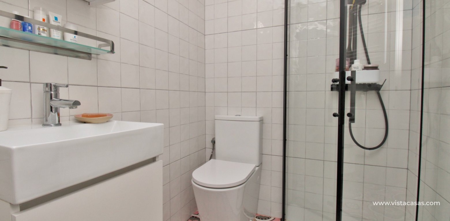Apartment for sale Brisas y Golf 3 Los Dolses en-suite bathroom