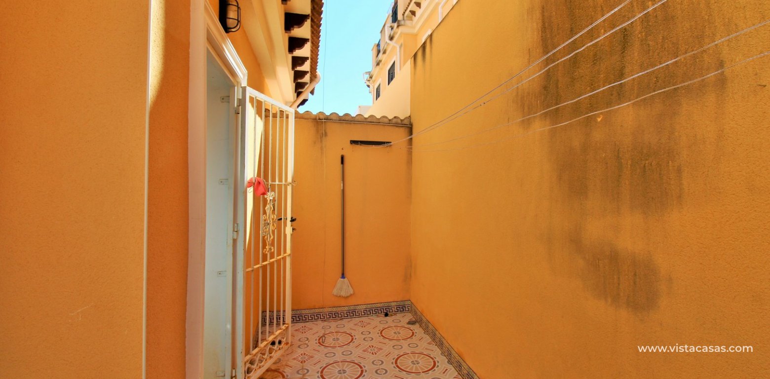 3 bedroom townhouse for sale Entregolf Villamartin rear terrace