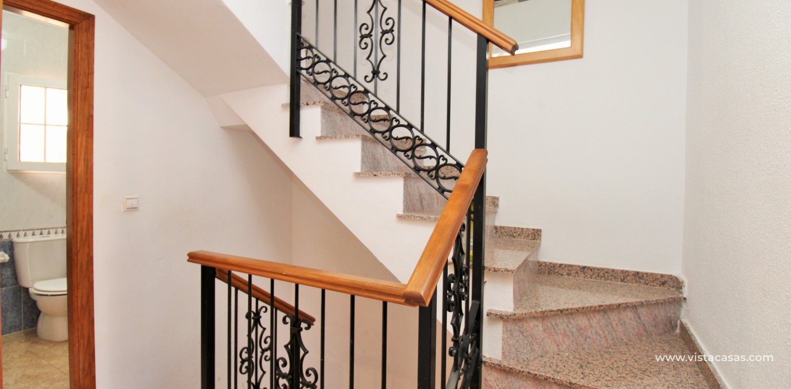 3 bedroom townhouse for sale Entregolf Villamartin landing