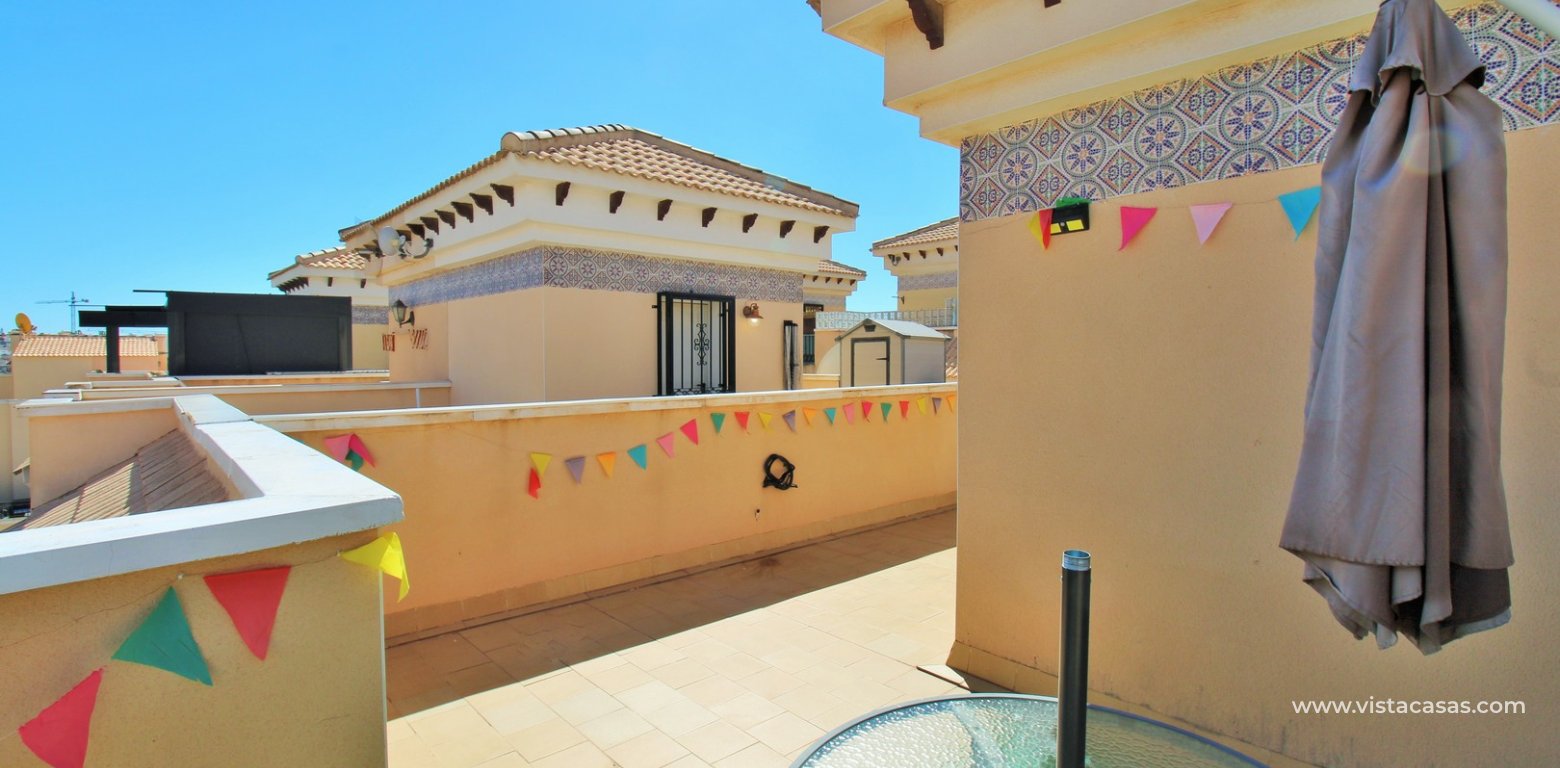 3 bedroom townhouse for sale Entregolf Villamartin roof solarium 2