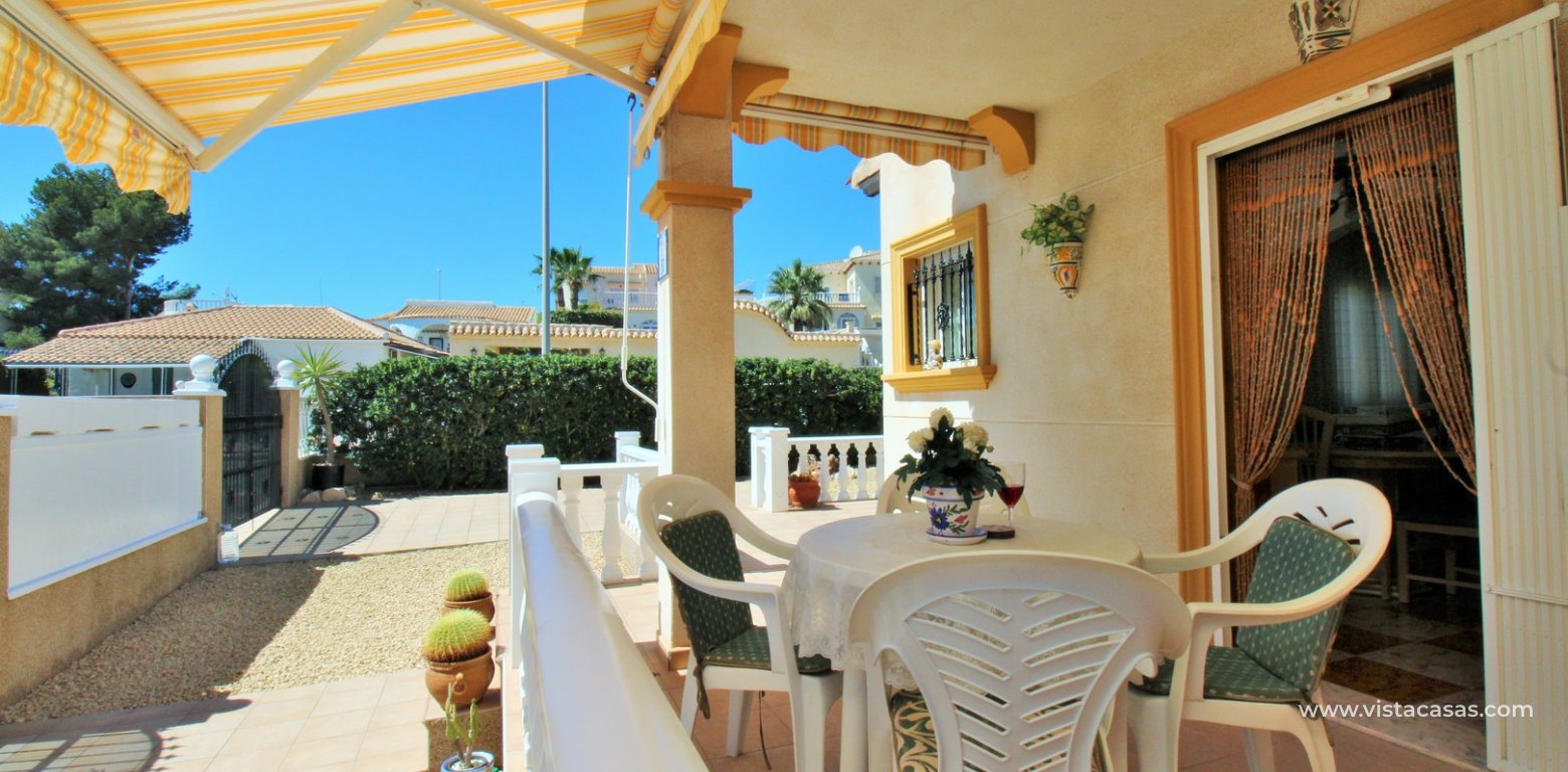 Property for sale in Pinada Golf 1 Villamartin front porch
