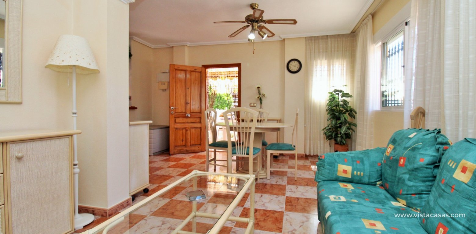 Property for sale in Pinada Golf 1 Villamartin lounge 3