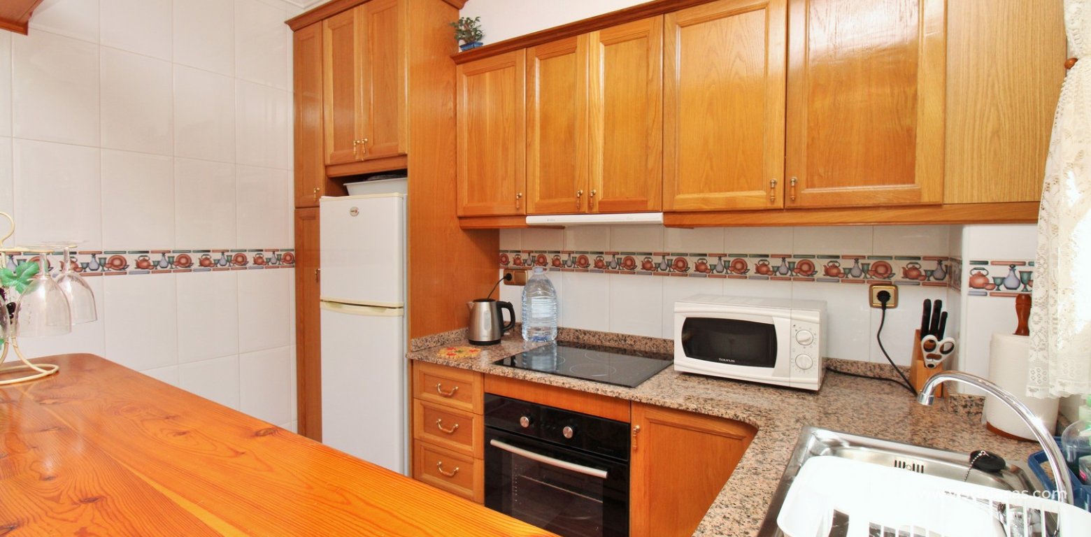 Property for sale in Pinada Golf 1 Villamartin kitchen 2