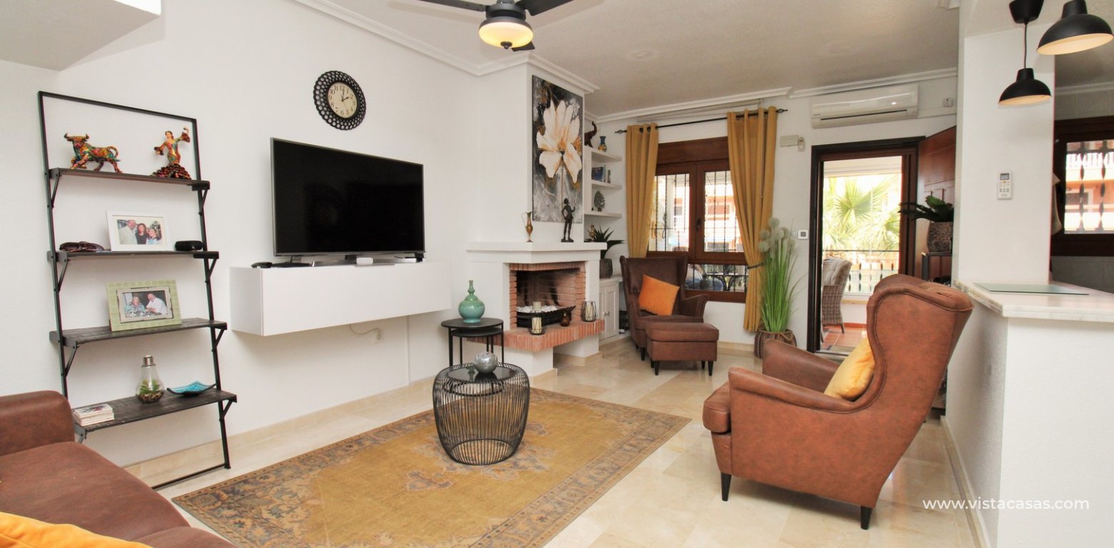 Buhardilla townhouse for sale Villamartin Pau 8 lounge 2