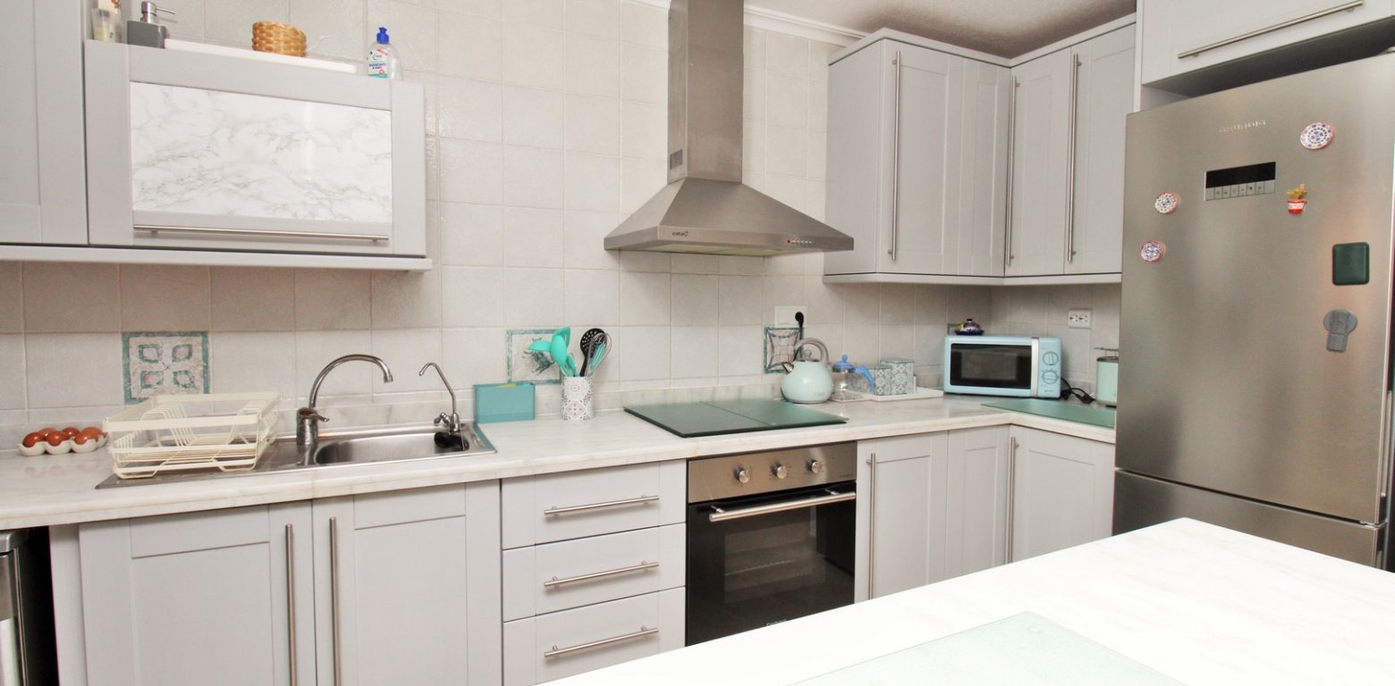 Buhardilla townhouse for sale Villamartin Pau 8 open kitchen