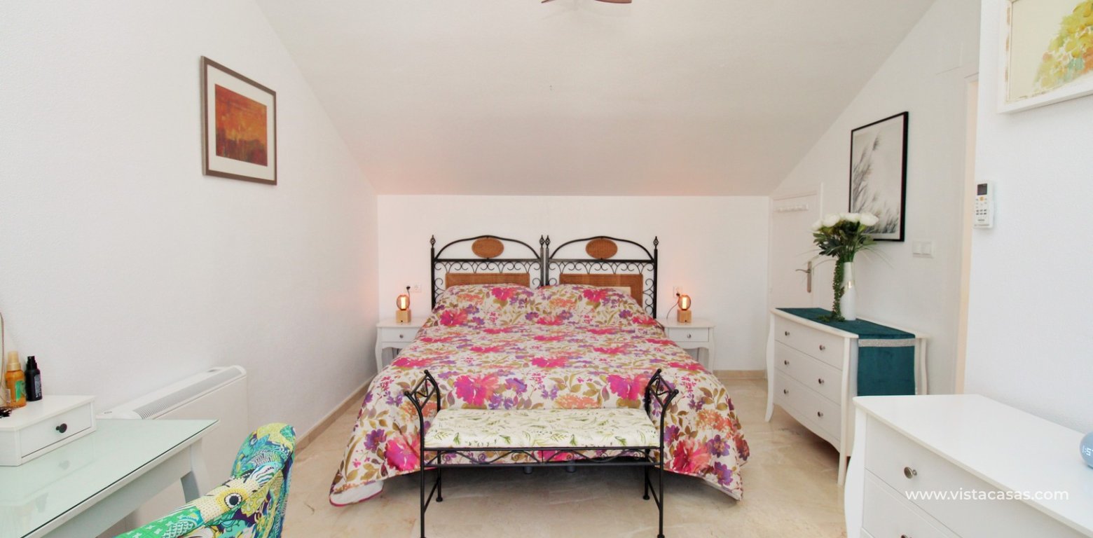 Buhardilla townhouse for sale Villamartin Pau 8 master bedroom 1