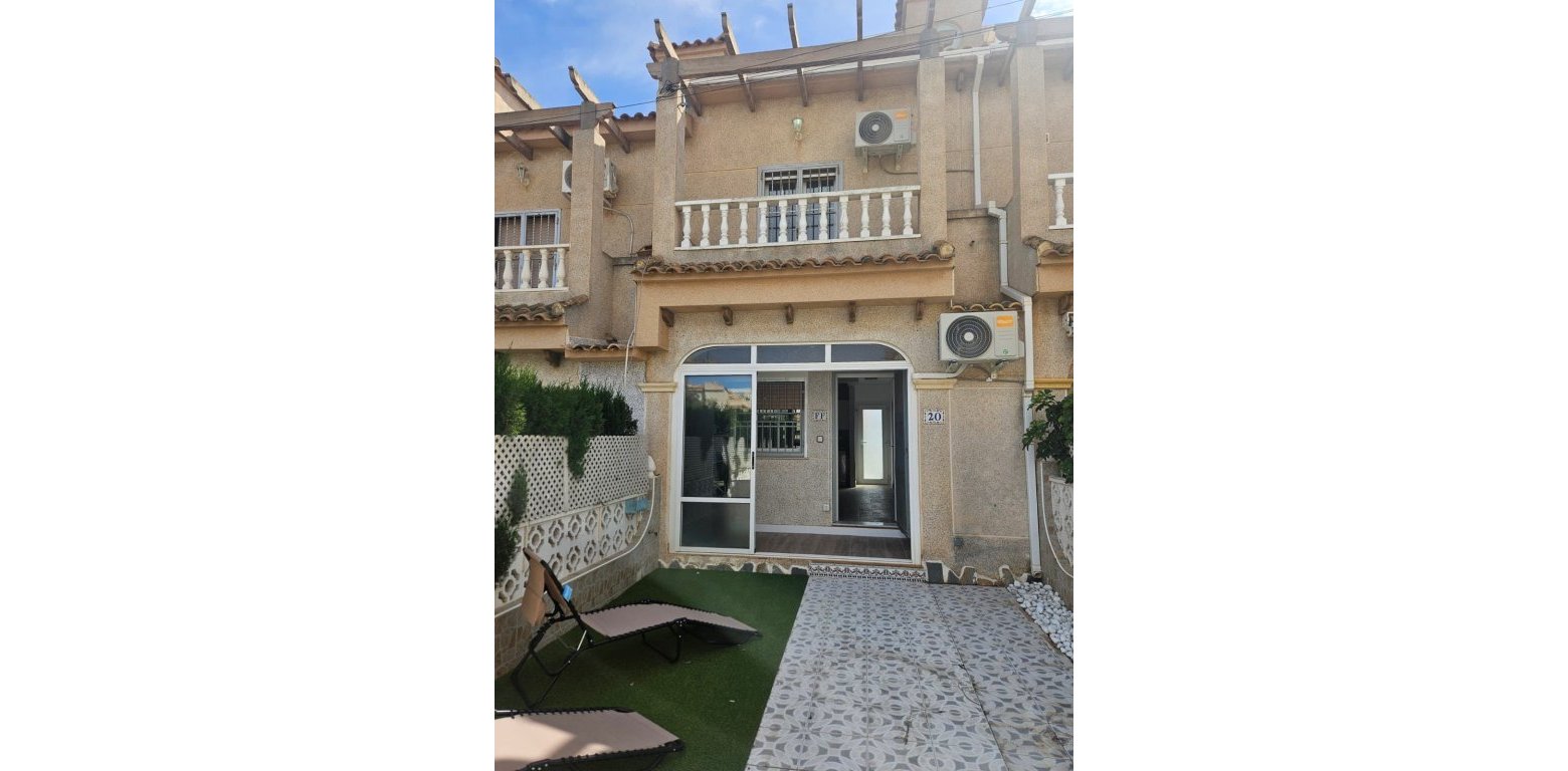 Resale - Townhouse - Torrevieja - La Mata