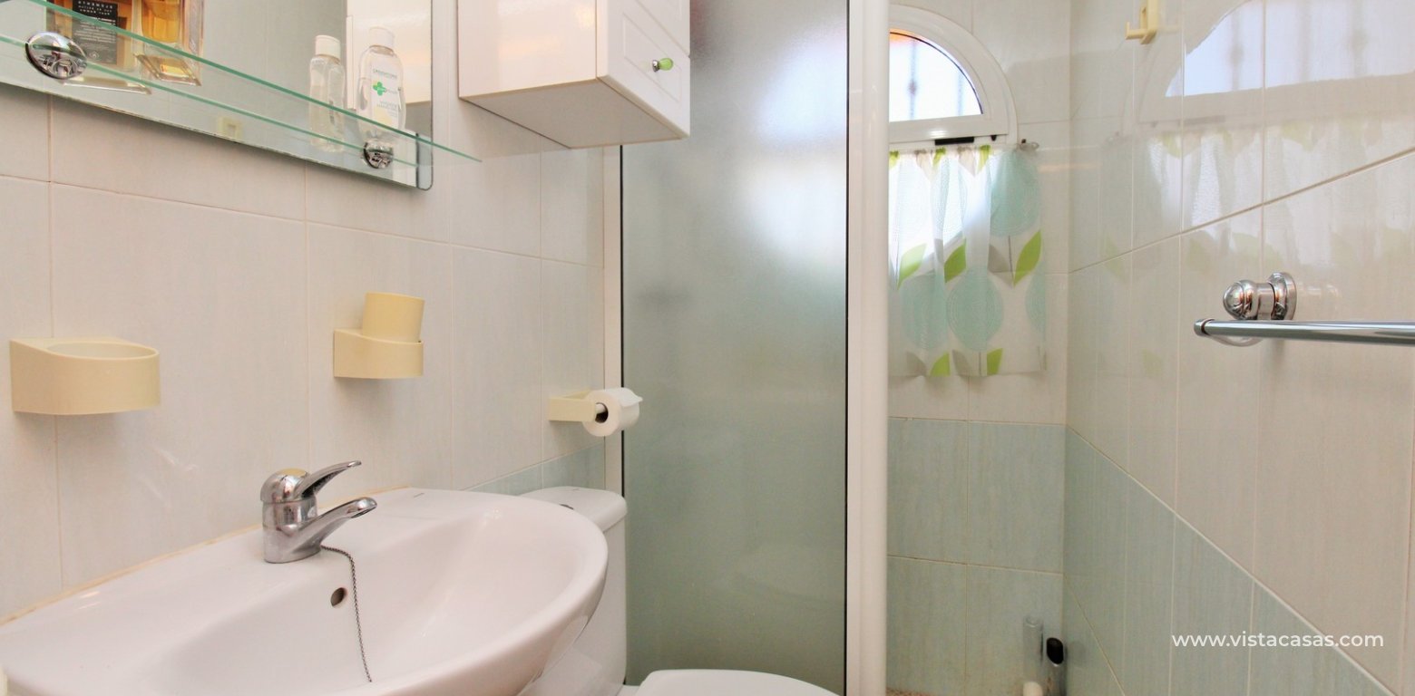 3 bedroom townhouse for sale Iria 4 Playa Flamenca bathroom