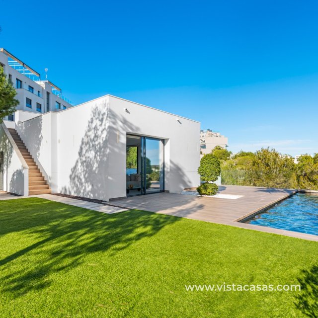 Villa - Resale - Las Colinas Golf - Las Colinas Golf