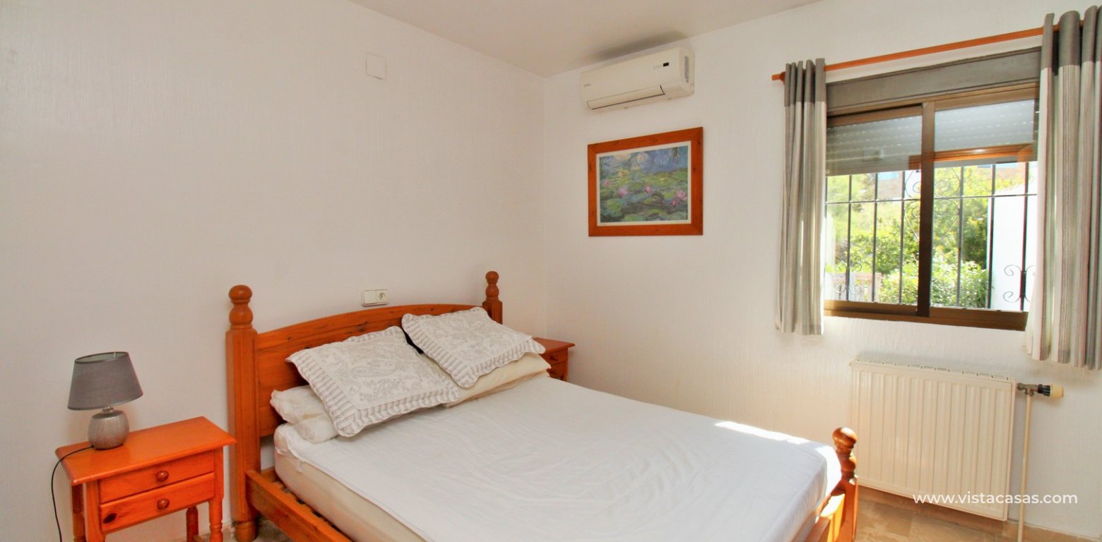 Villa with private pool for sale Villamartin Golf master bedroom