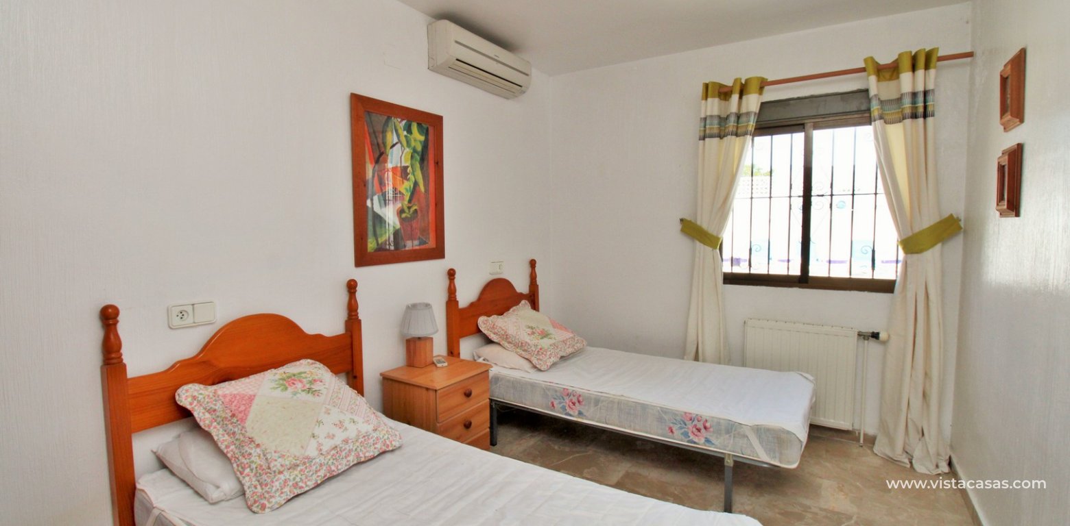 Villa with private pool for sale Villamartin Golf twin bedroom