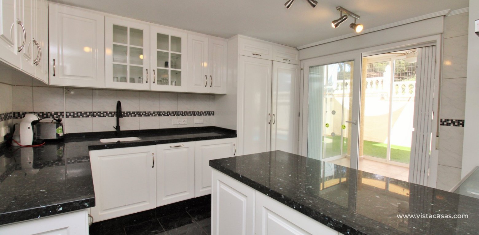 Sale - Villa - Villamartin