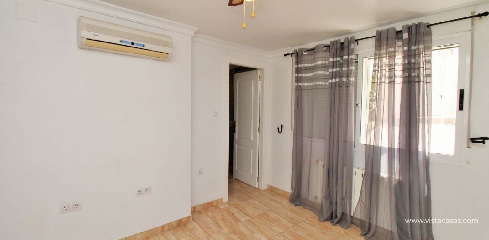 Sale - Villa - Villamartin