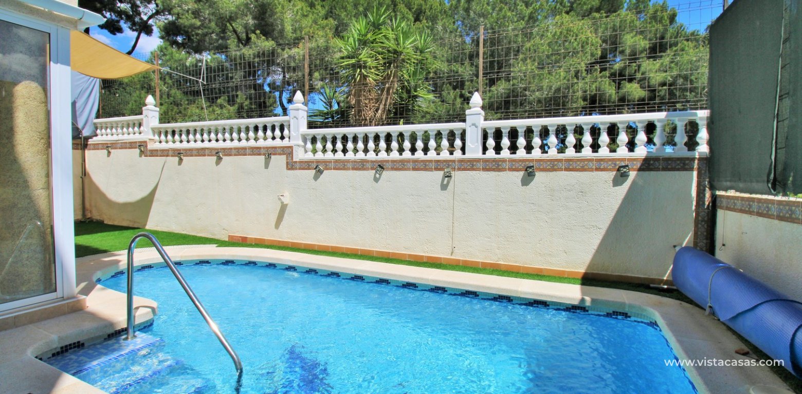 Sale - Villa - Villamartin