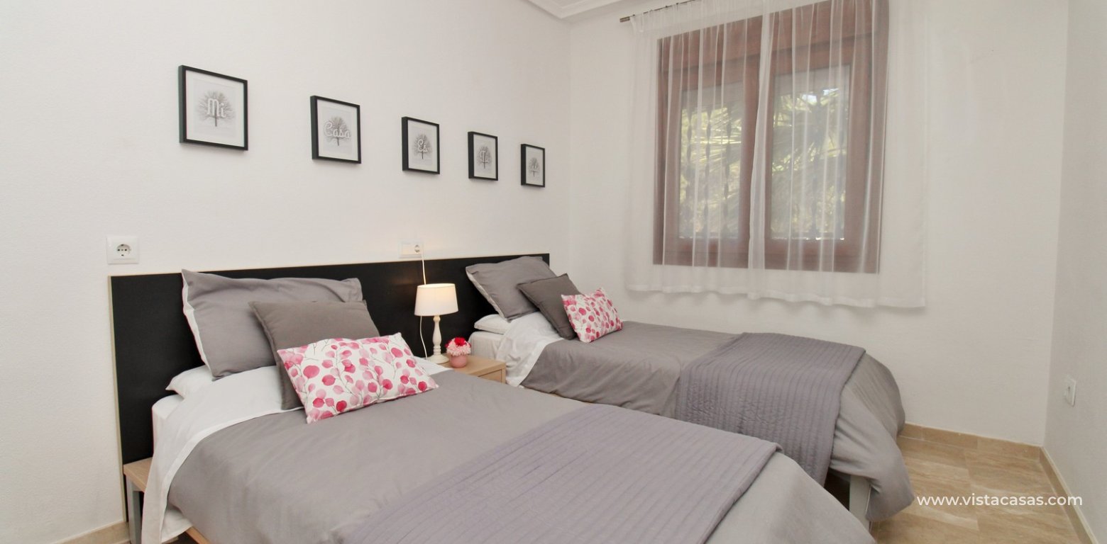 Buhardilla townhouse for sale Pau 8 Villamartin twin bedroom