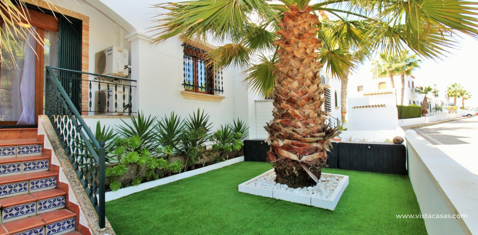 Buhardilla townhouse for sale Pau 8 Villamartin rear garden