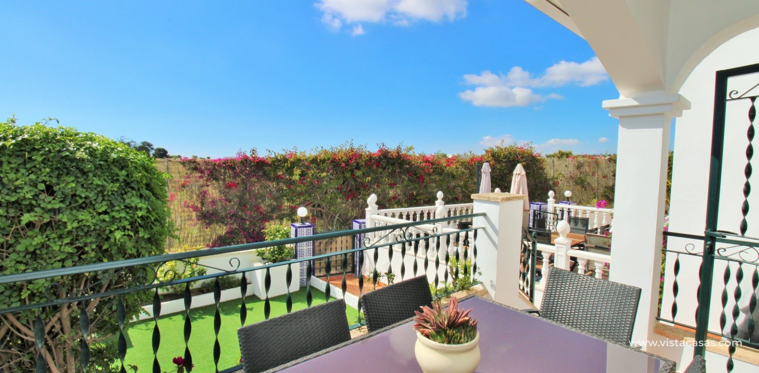 Buhardilla townhouse for sale Pau 8 Villamartin porch