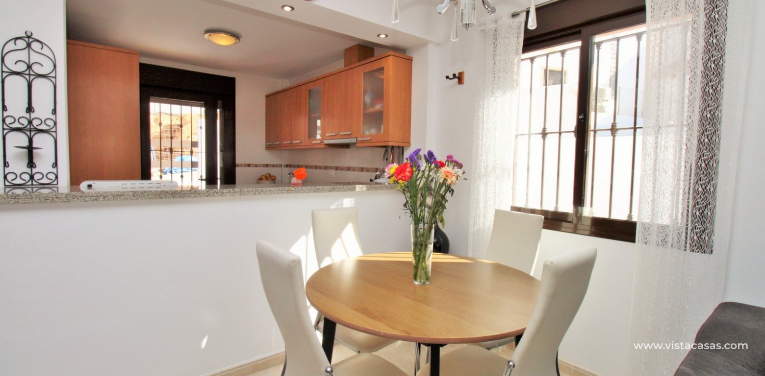 Detached ilios villa for sale in Pau 8 Villamartin dining area