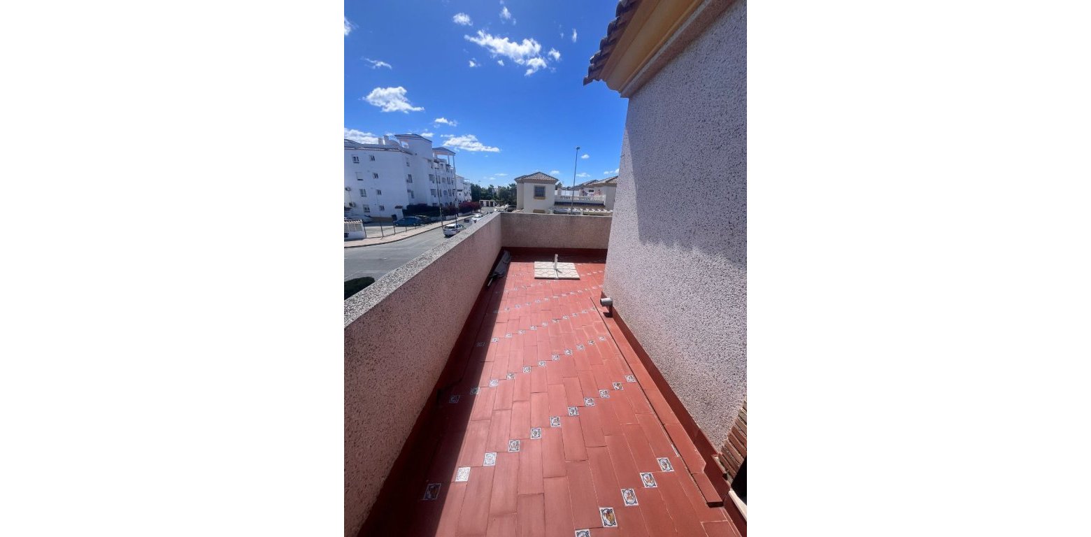 Resale - Townhouse - Villamartin - PAU 8