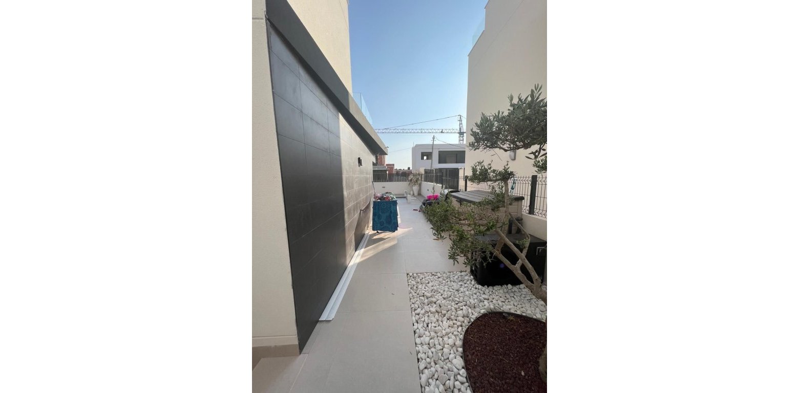 Venta - Chalet - Algorfa