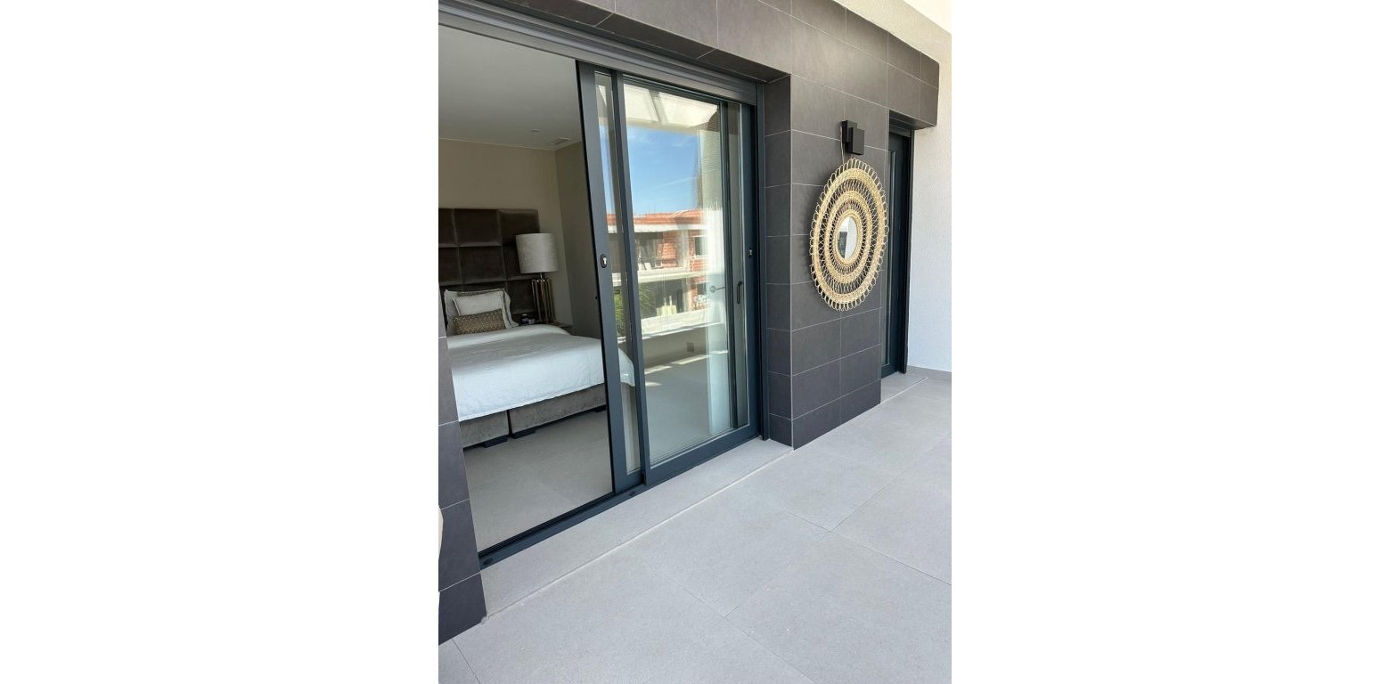 Venta - Chalet - Algorfa