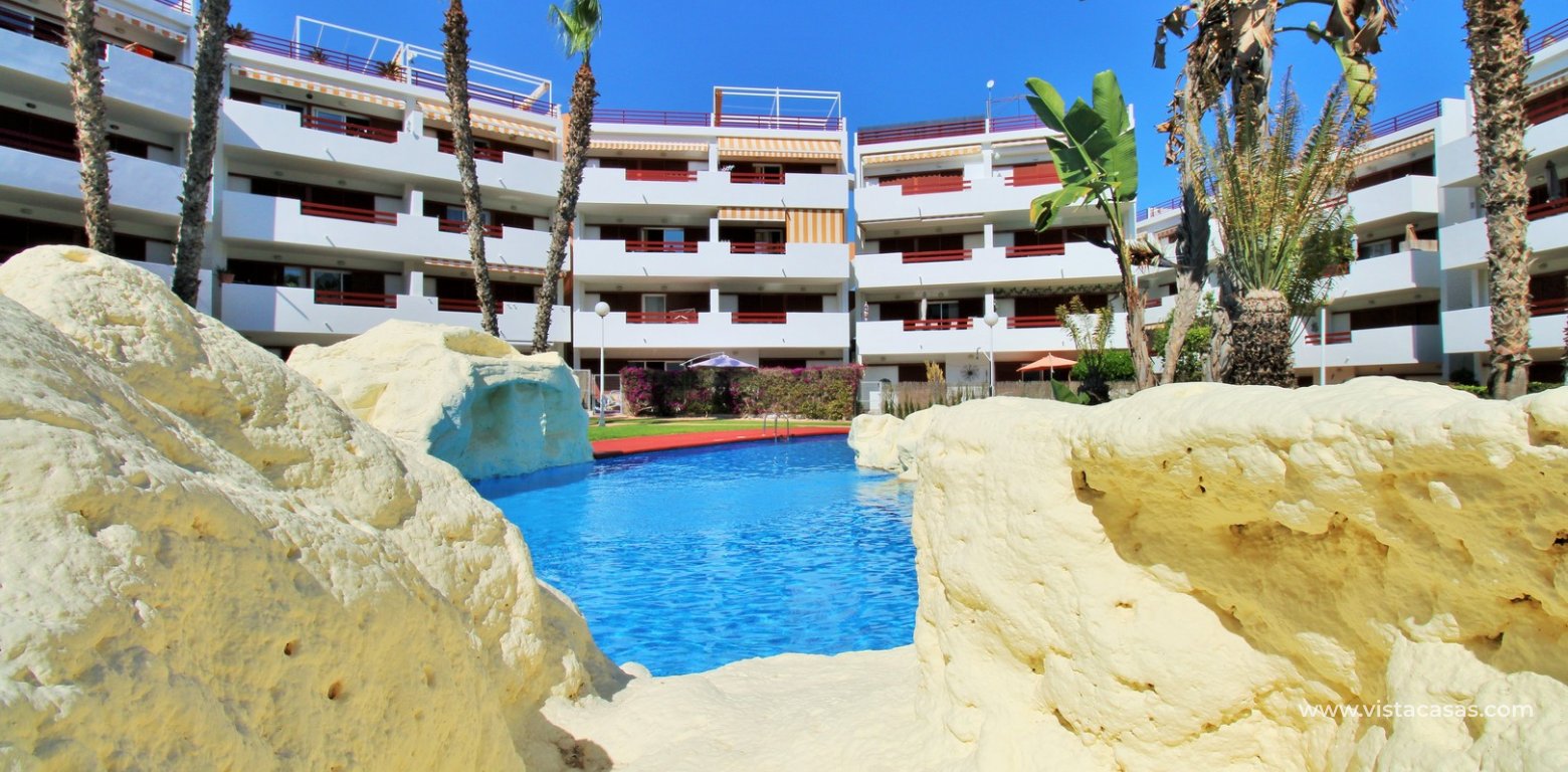 Penthouse for sale in El Rincon Playa Flamenca pool 2