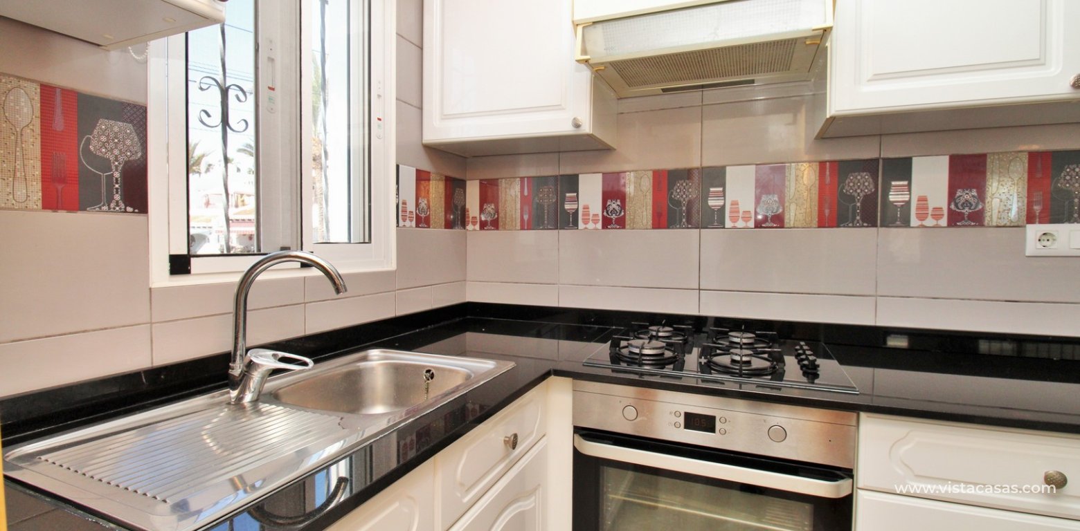 Ground floor apartment for sale Verdemar 3 Villamartin fitted kitchen