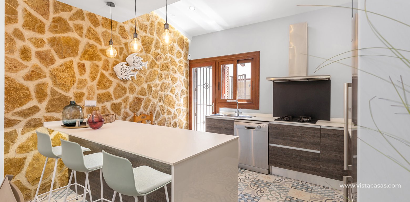 Resale - Villa - Punta Prima