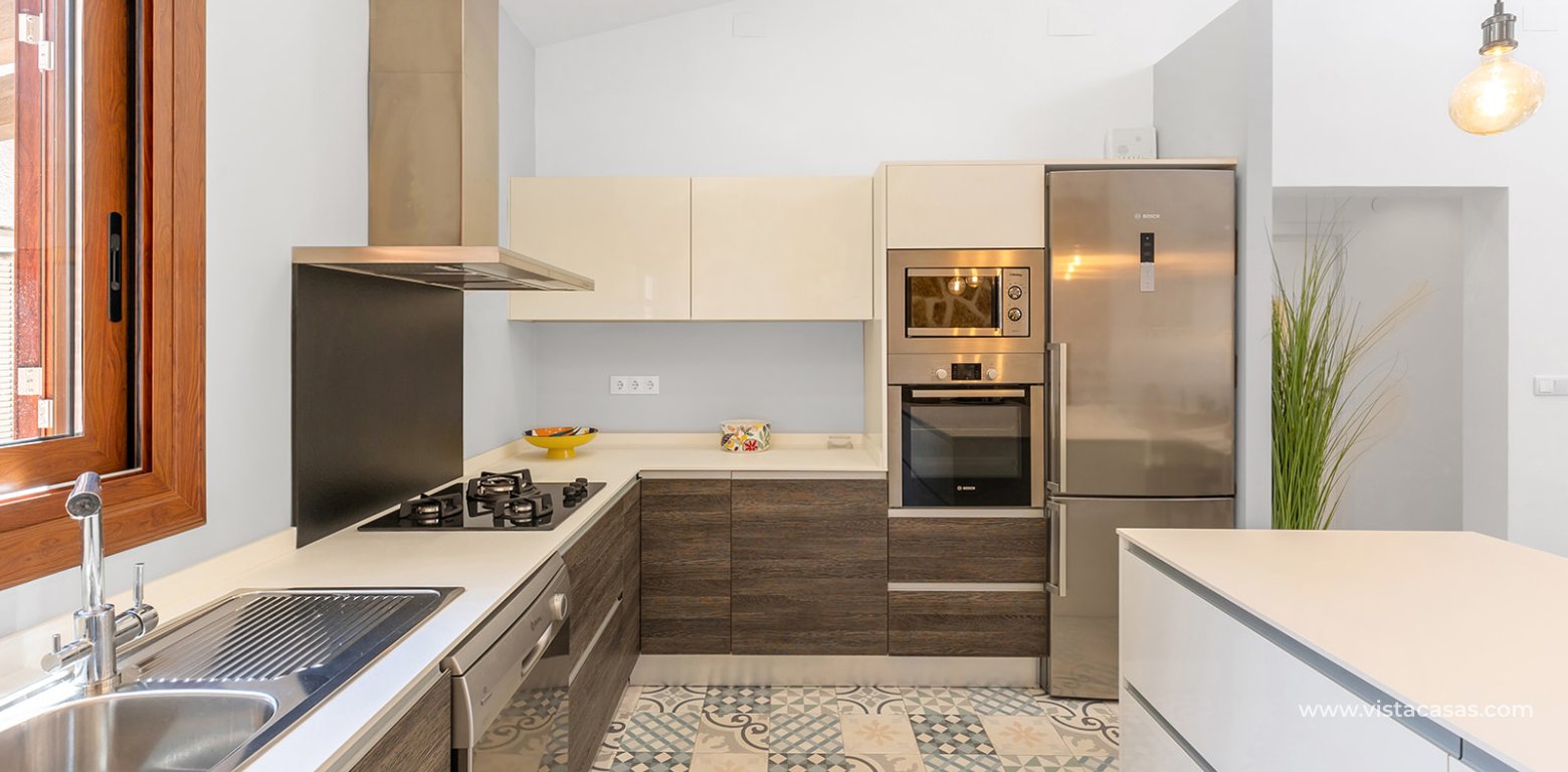 Resale - Villa - Punta Prima